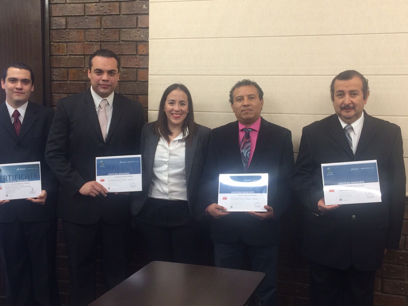 profesores certificados en solidworks